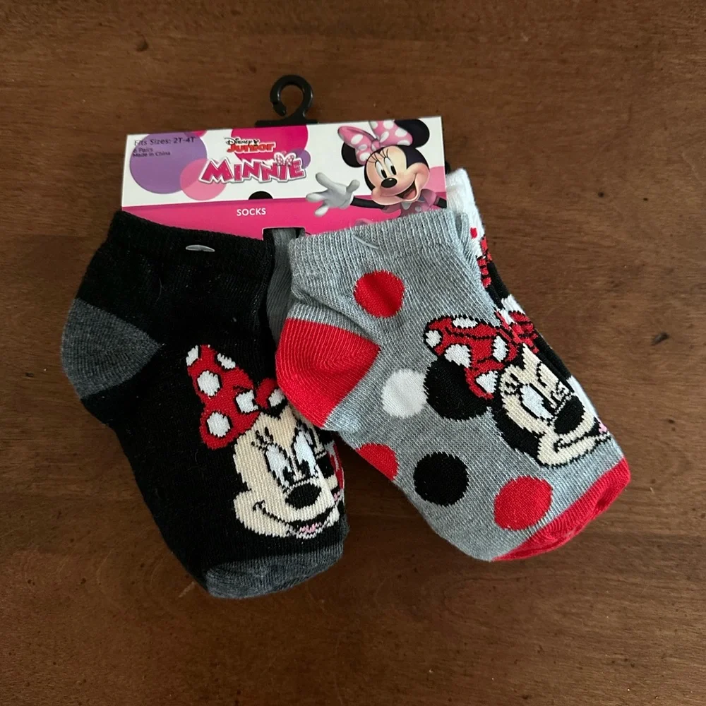 2T- 4T Disney Junior Minnie Mouse 6 pairs of low cut socks